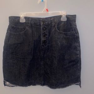 GAP black denim skirt - perfect condition